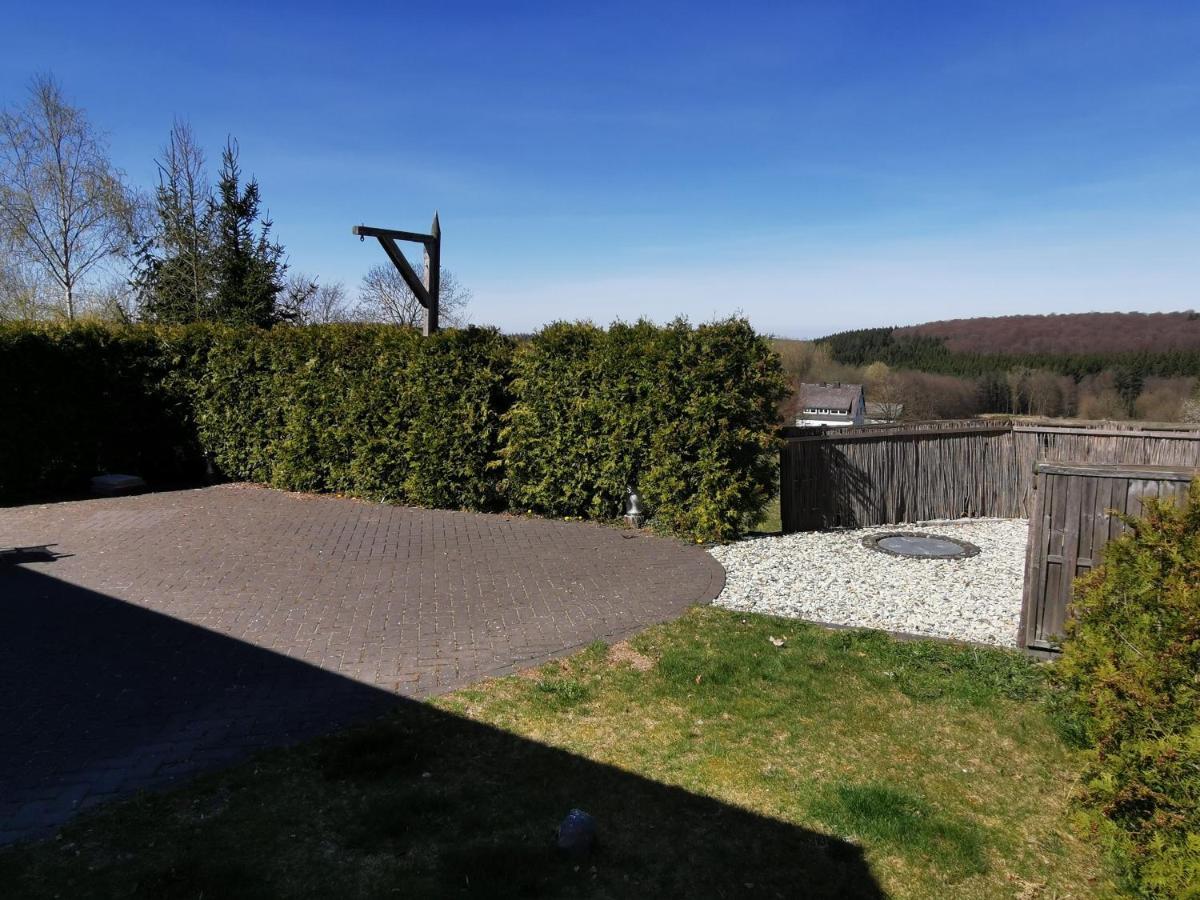 ברילון Ferienhaus Mit Ausblick מראה חיצוני תמונה